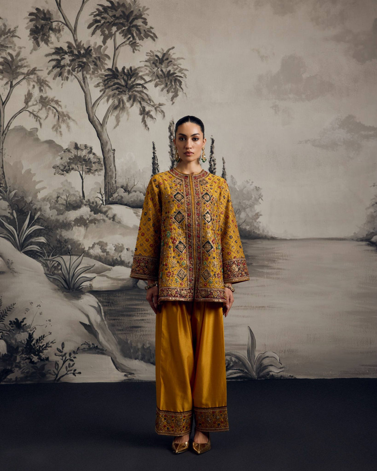 Sunshine Embellished Farshi Set