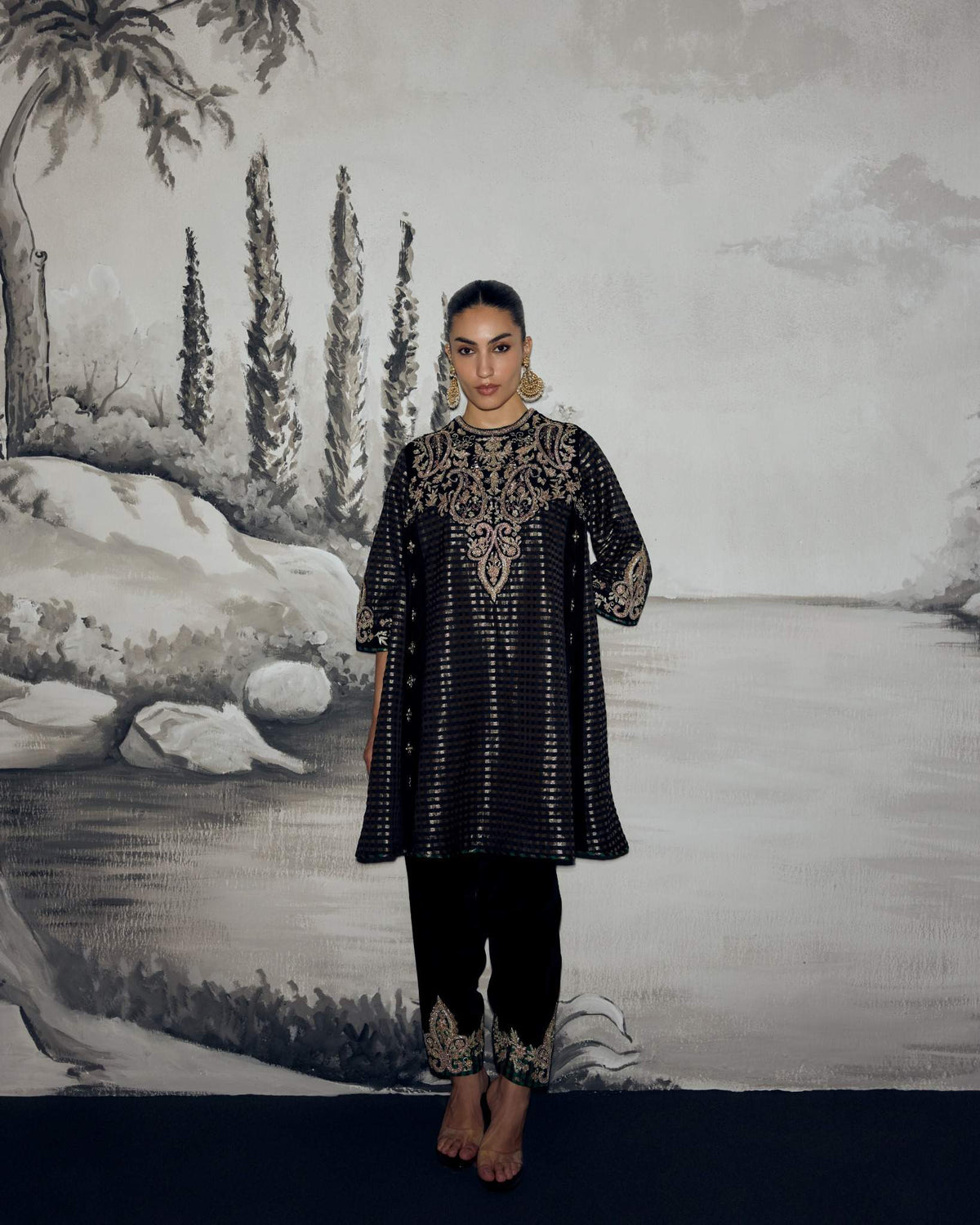 Noor Velvet Brocade Salwar Set