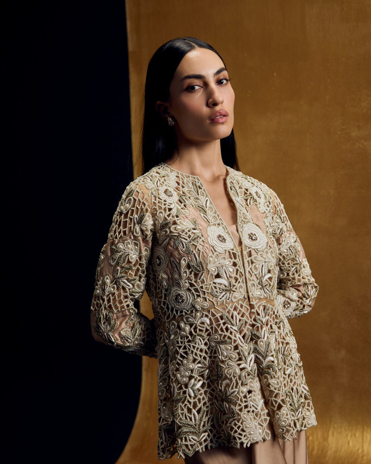 Ayla Pearl Cutwork Set